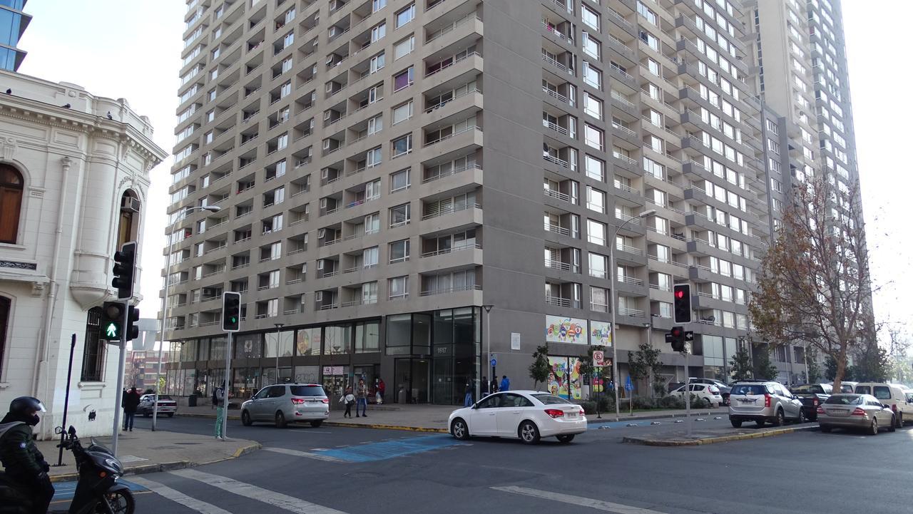 Moneda Express Apart Santiago Exterior foto